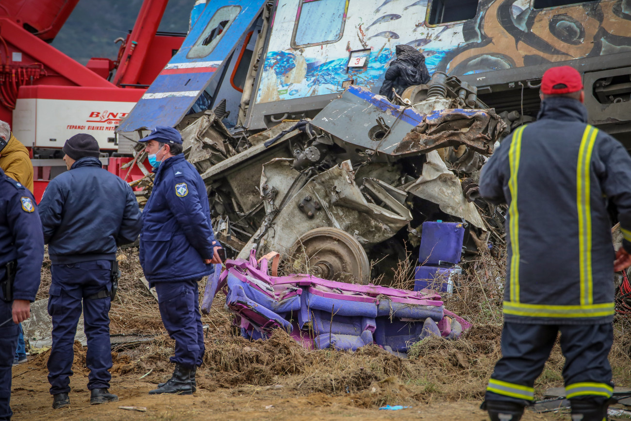 Κατηγορίες Τουρνά για την πυροσβεστική στην τραγωδία των Τεμπών: Ελλιπείς οι ενέργειες, καταγγέλλει ο Ηλιόπουλος το βίντεο της εταιρίας security