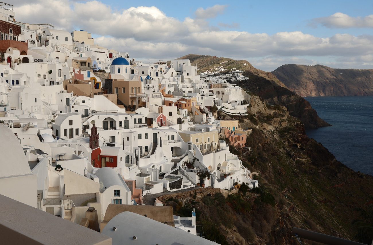 Λέκκας: Η Σαντορίνη αντιμετωπίζει κρίσιμες προκλήσεις, ο χρόνος πιέζει