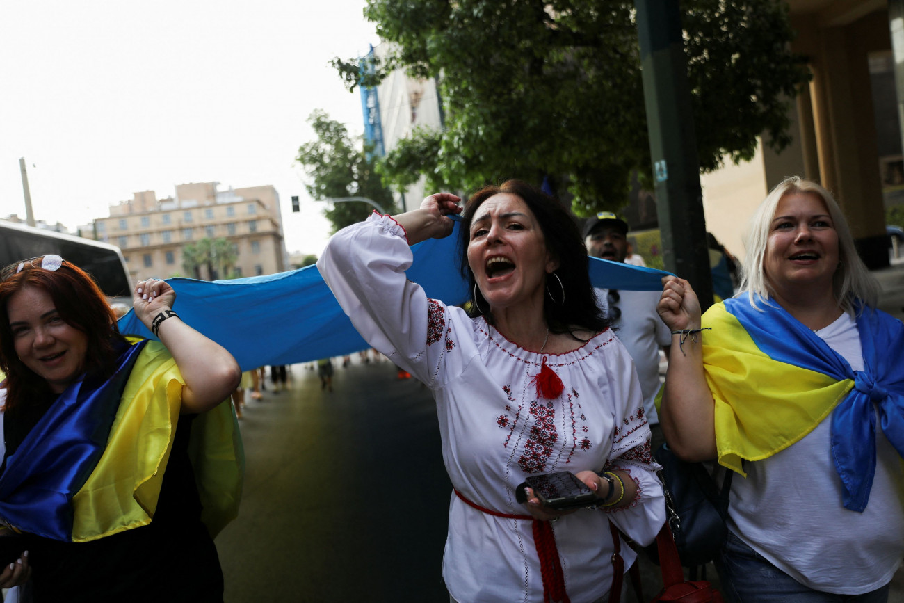 Πλειστηριασμός ειρήνης: Οι απόψεις των Ουκρανών για τις συνομιλίες Τραμπ και Πούτιν