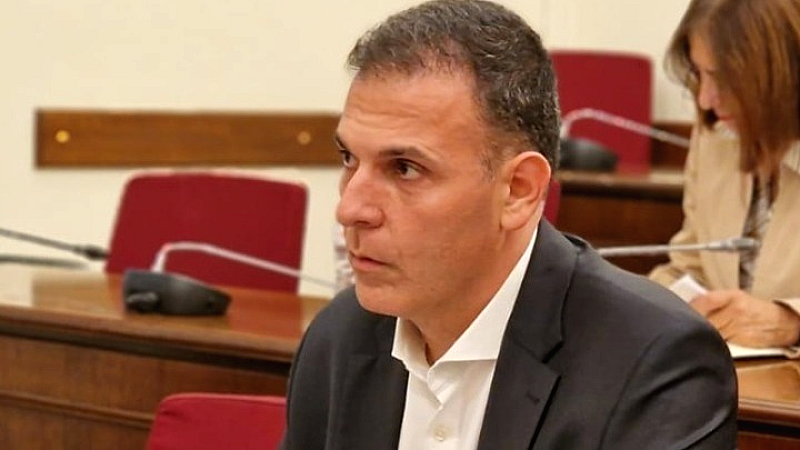 Κάλεσμα για παραίτηση του νέου υφυπουργού Ενέργειας από τον Γ. Καραμέρο