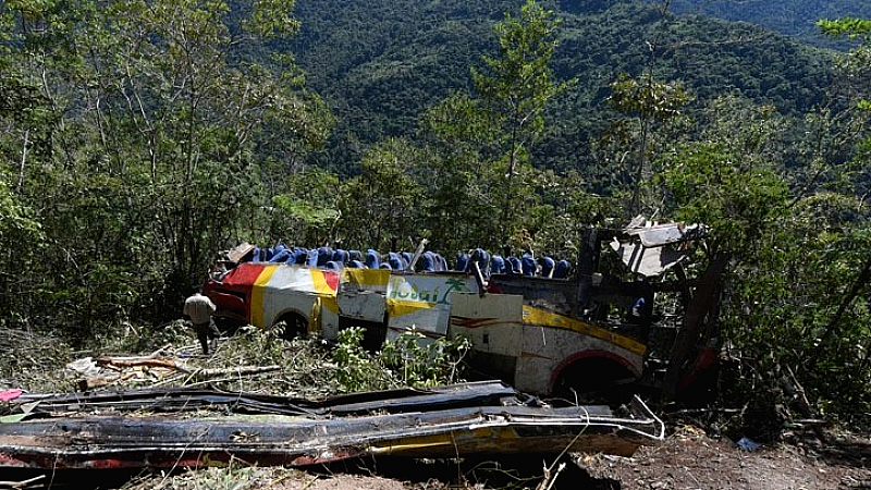 Τραγικό τροχαίο στη Βολιβία: 31 νεκροί από πτώση λεωφορείου σε χαράδρα