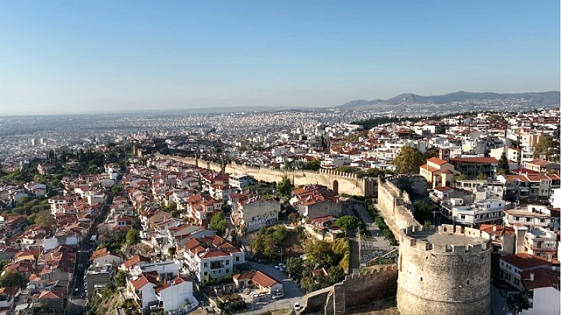 Συνεργασία ακαδημαϊκών και πολιτείας για την ανθεκτικότητα των πόλεων