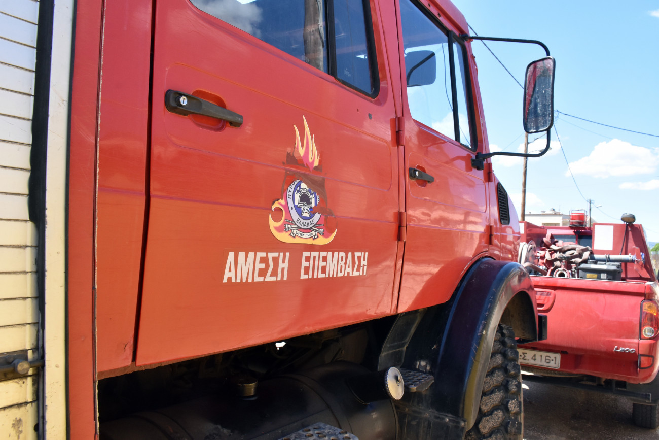 Φωτιά σε εξέλιξη στην περιοχή της Χριστούπολης, 35 πυροσβέστες επιχειρούν