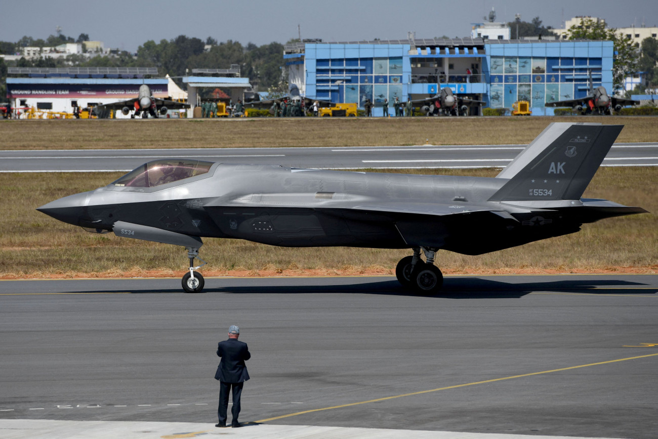 Ο Καναδάς επανεξετάζει την αγορά F-35 λόγω εντάσεων με την Ουάσινγκτον, δηλώνει ο υπουργός