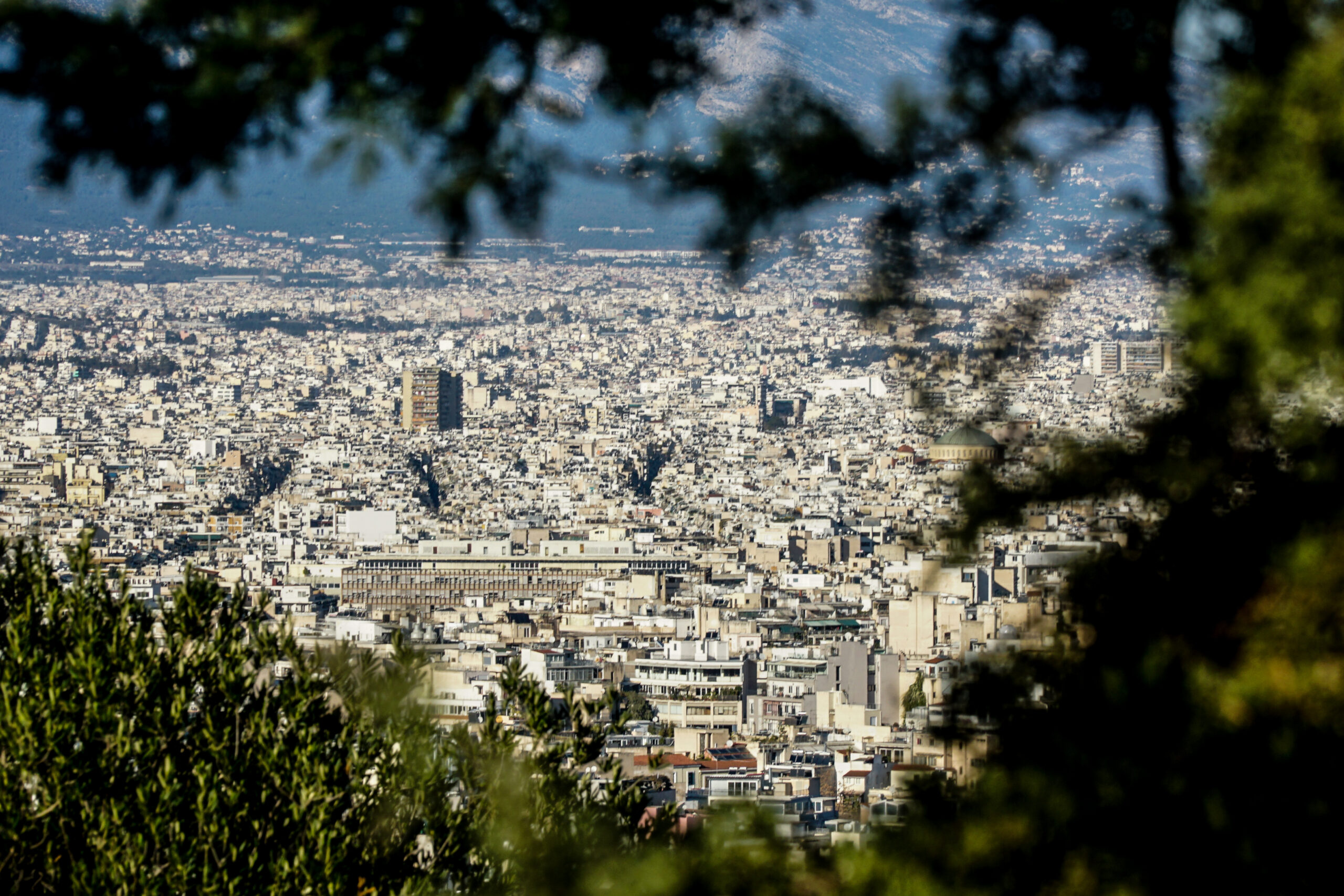 Η ΑΑΔΕ ξετρυπώνει «κρυφά Airbnb»: 8,9 εκατ. ευρώ από τους πρώτους ελέγχους