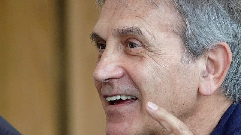 Γιώργος Νταλάρας: Στους δρόμους του ρεμπέτικου – δύο μοναδικές παραστάσεις στο Μέγαρο Μουσικής