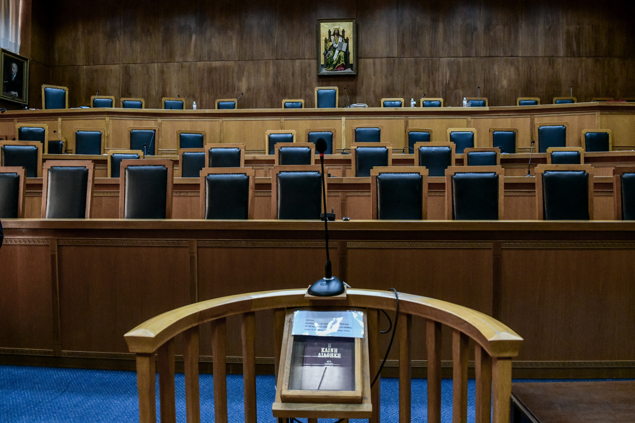 Αυτόματη μετάφραση δικαστικών εγγράφων στα ελληνικά δικαστήρια μέσω τεχνητής νοημοσύνης