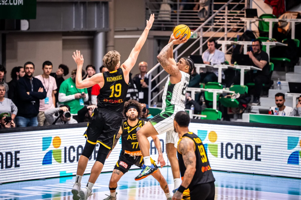 Ναντέρ – ΑΕΚ 82-70: Ο τίτλος θα κριθεί στην Αθήνα