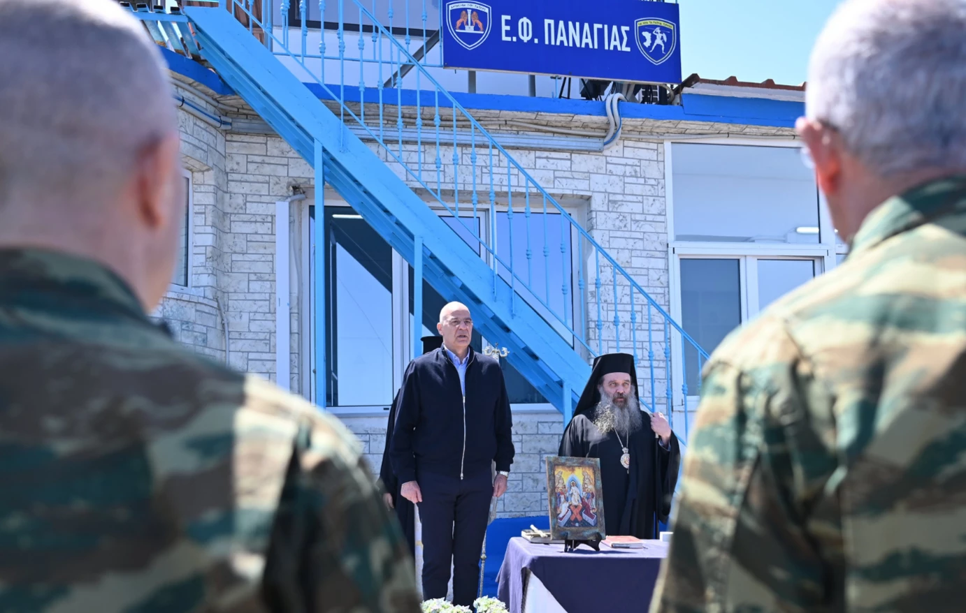 Τουρκικά ΜΜΕ κατά Δένδια για την επίσκεψή του στην Παναγιά: «Κατεχόμενο νησί»